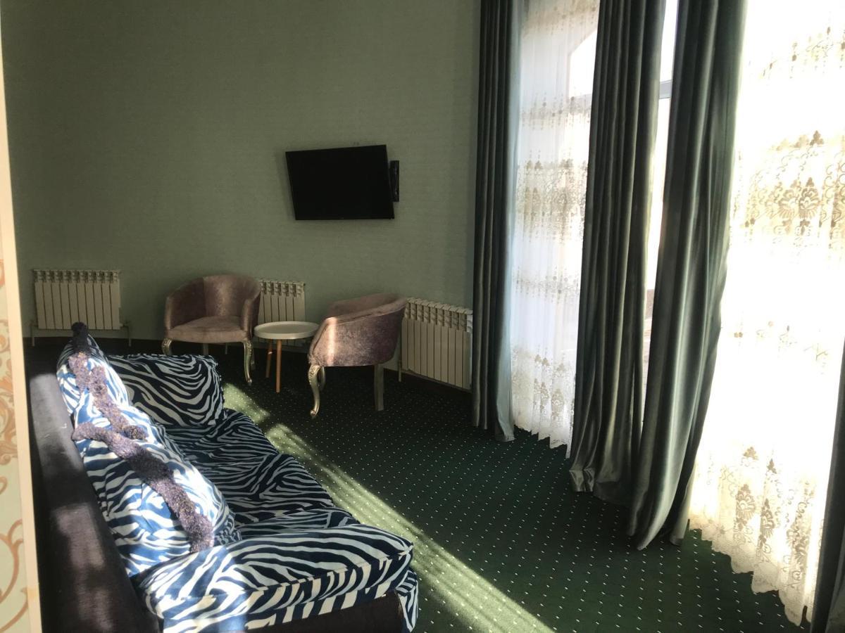 Emir Plaza Hotel Turkistan Esterno foto